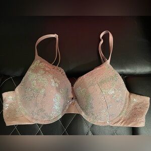 Victoria’s Secret Body By Victoria Perfect Shape Lace Push-Up Bra 36B